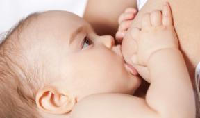 APLV et allaitement bébé au sein